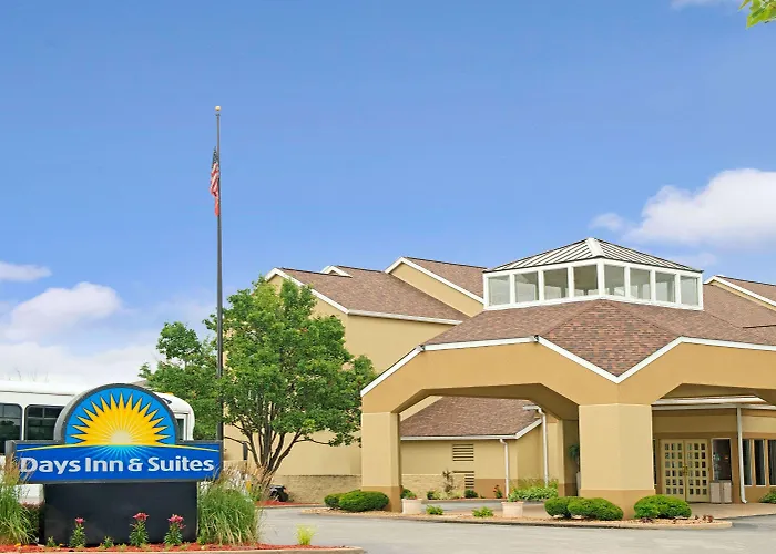 Days Inn By Wyndham St. Louis/Westport Mo