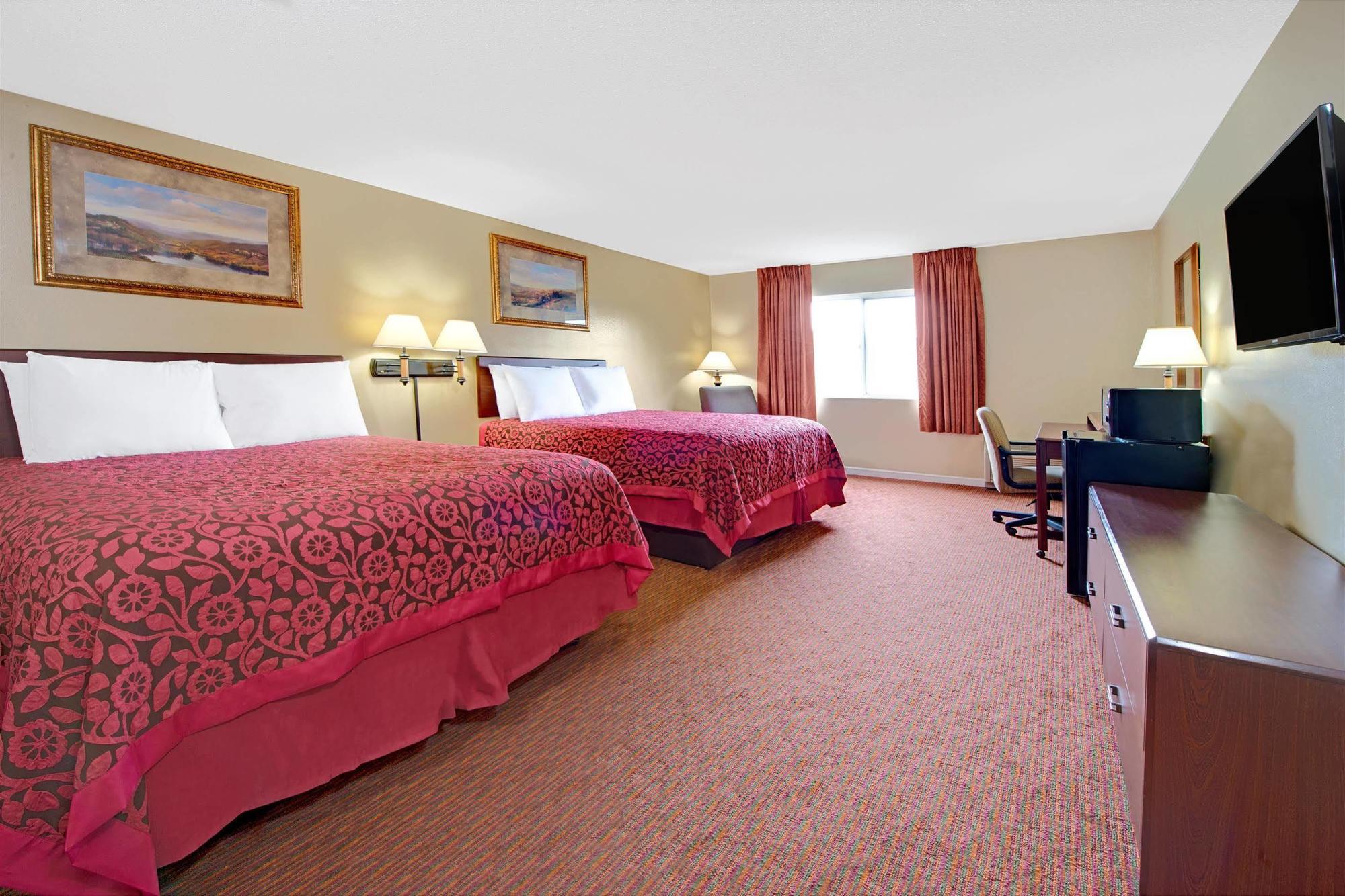 Days By Wyndham St. Louis/westport Mo 2*