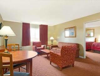 Hotel Days By Wyndham St. Louis/westport Mo