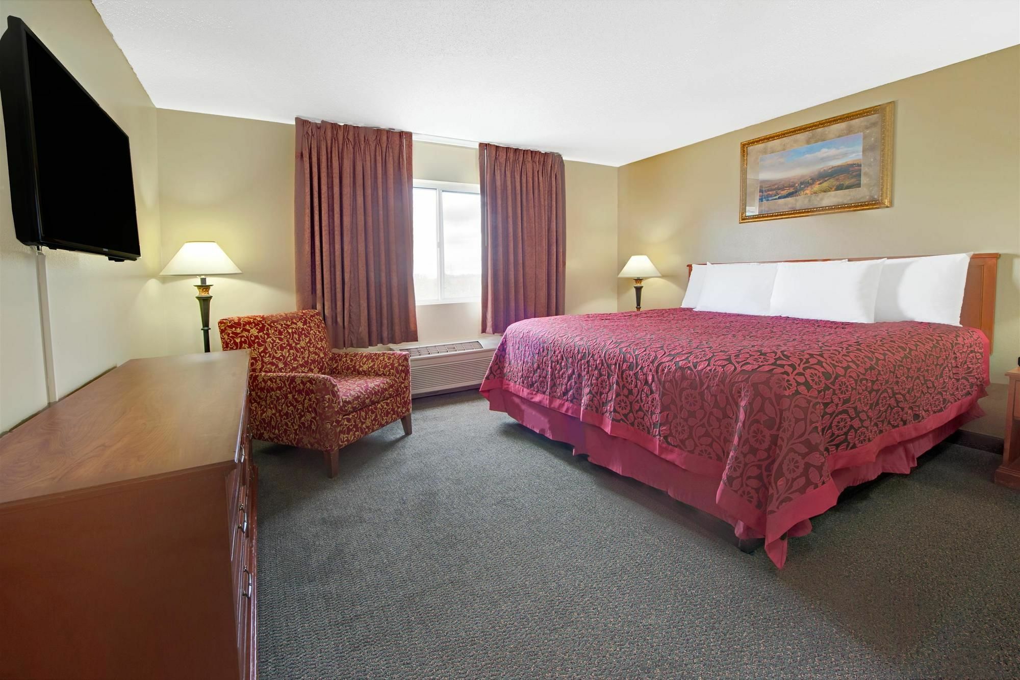 Days By Wyndham St. Louis/westport Mo 2*